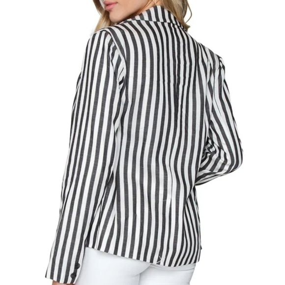 Cupcakes and Cashmere Small Striped Black and White Blazer w/ Button closure - Picture 2 of 11